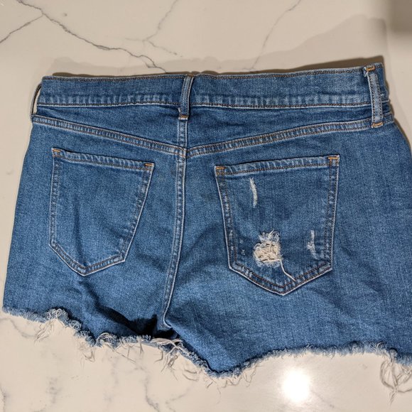 Old Navy Boyfriend Shorts - Picture 3 of 3
